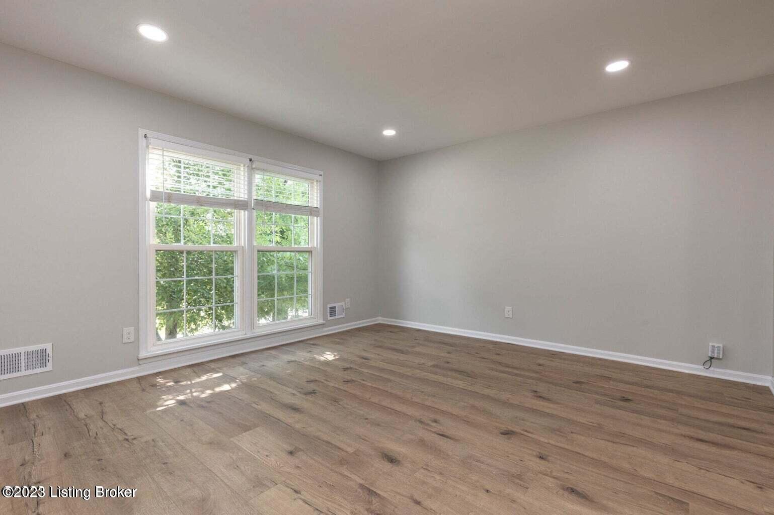 5524 Random Way Louisville, KY 40291 - Photo 5 of 41 20230609203505789981000000-o