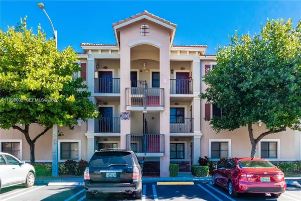 $2,000 | 22801 Southwest 88th Place, Unit 204, Cutler Bay, FL 33190