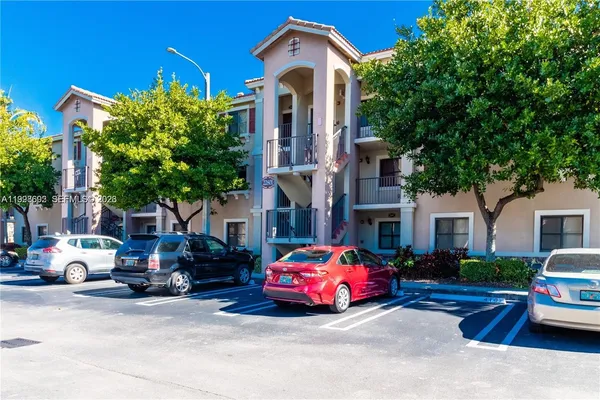 $2,000 | 22801 Southwest 88th Place, Unit 204, Cutler Bay, FL 33190