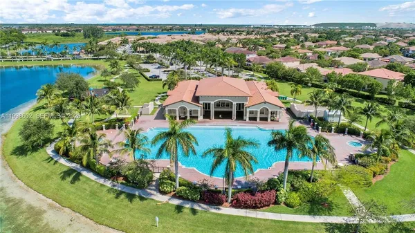 $2,000 | 22801 Southwest 88th Place, Unit 204, Cutler Bay, FL 33190