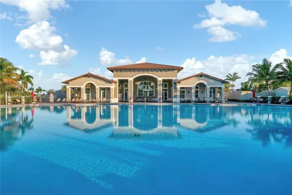 $2,000 | 22801 Southwest 88th Place, Unit 204, Cutler Bay, FL 33190