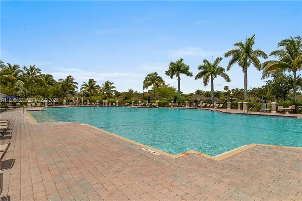$2,000 | 22801 Southwest 88th Place, Unit 204, Cutler Bay, FL 33190