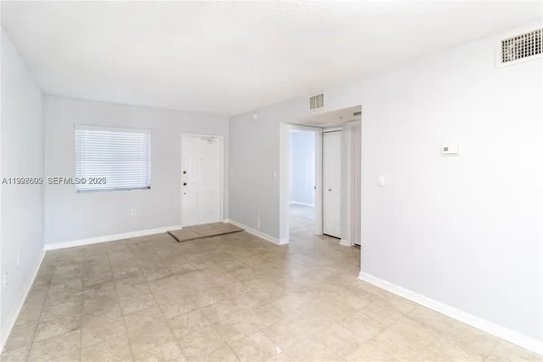 $2,000 | 22801 Southwest 88th Place, Unit 204, Cutler Bay, FL 33190