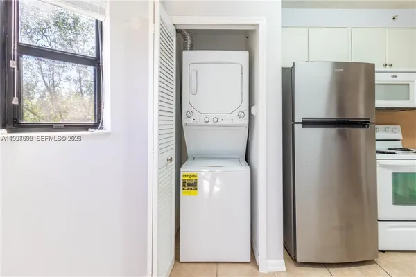 $2,000 | 22801 Southwest 88th Place, Unit 204, Cutler Bay, FL 33190