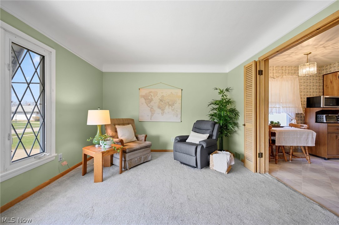 1849 Empire Road Wickliffe, OH 44092 - Photo 4 of 19