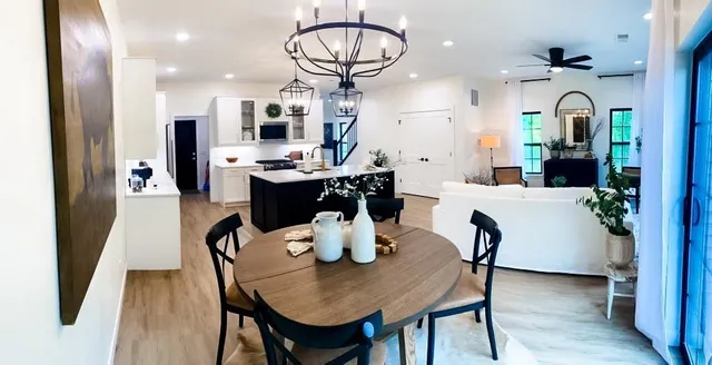 $309,000 | 323 Maple, Pardeeville, WI 53954