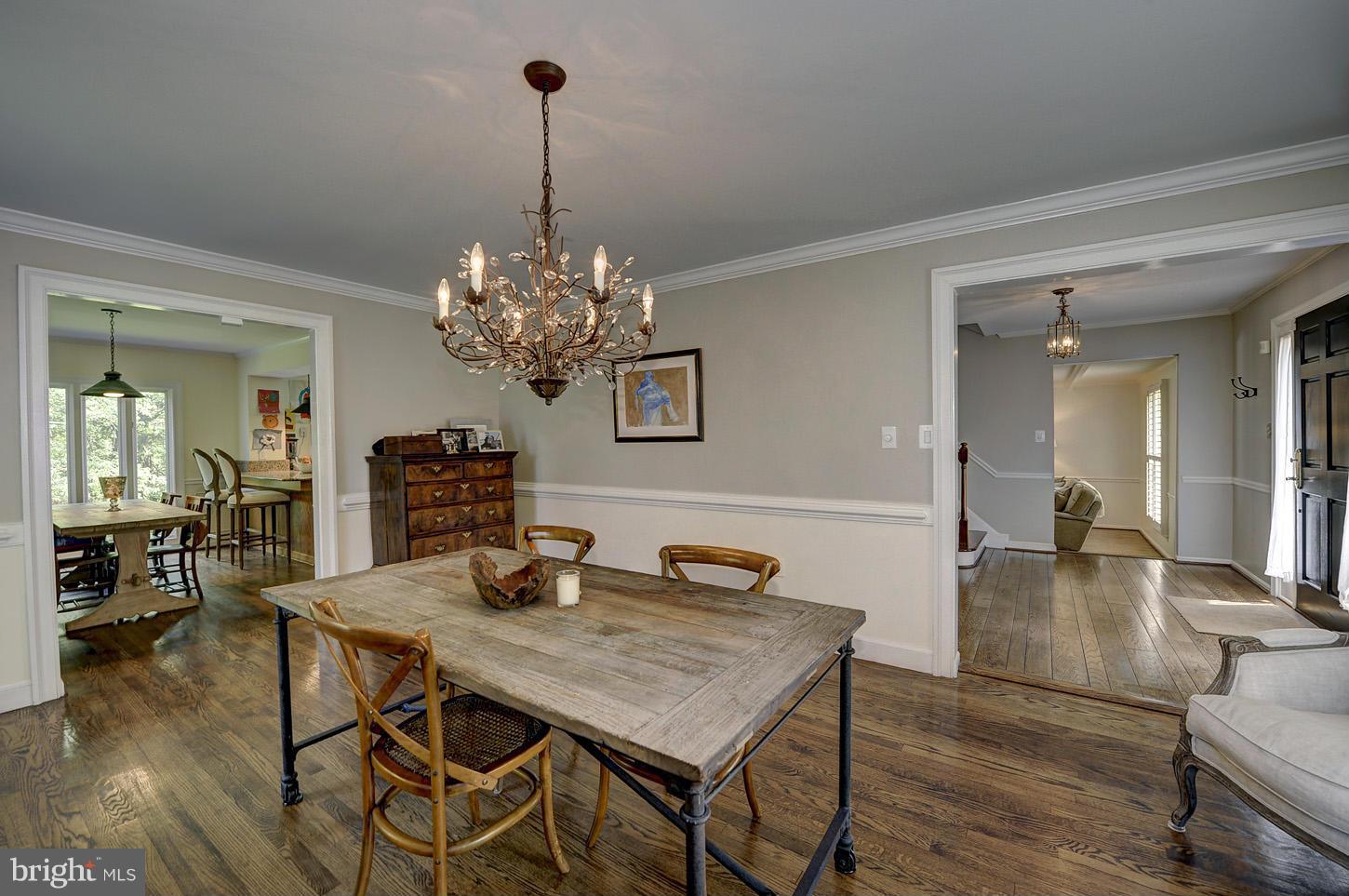 8230 Riding Ridge Place McLean, VA 22102 - Photo 3 of 30 Dining Room