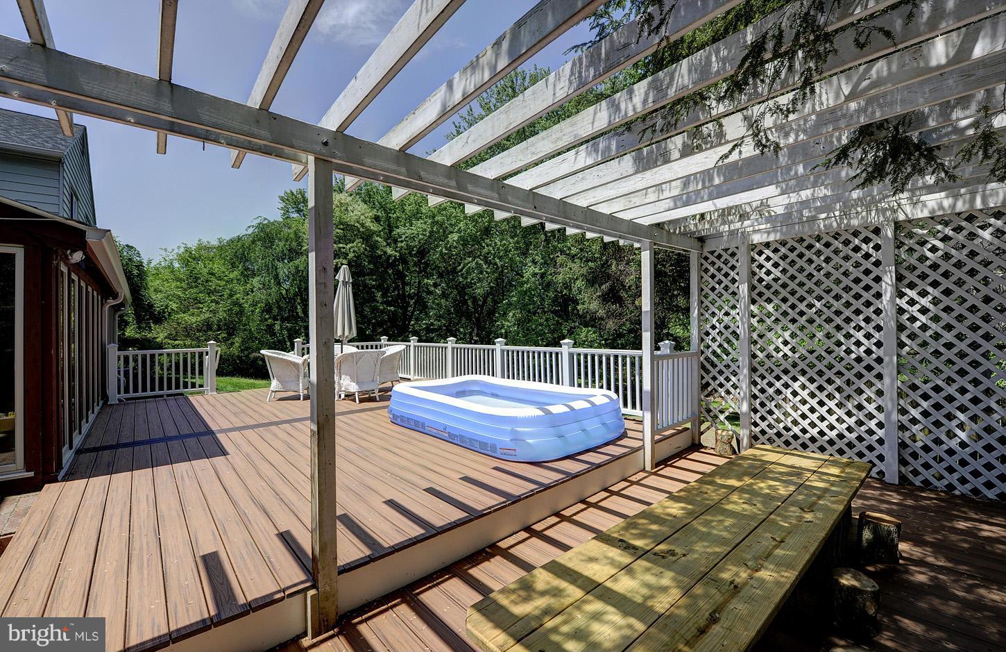 8230 Riding Ridge Place McLean, VA 22102 - Photo 27 of 30 Deck