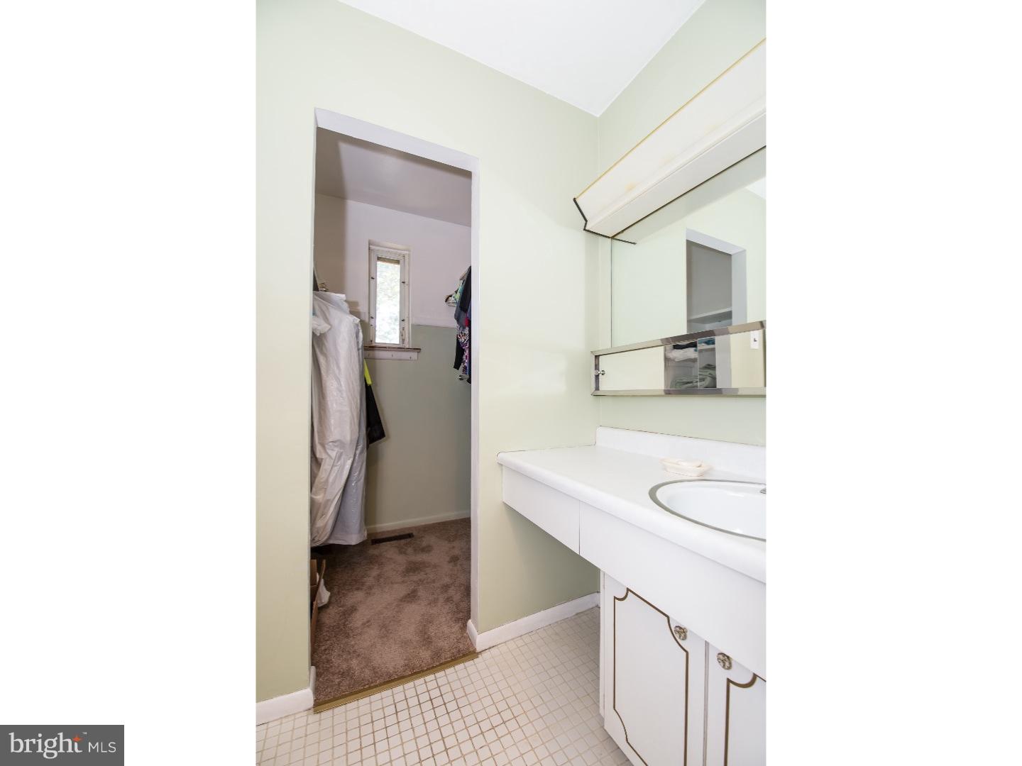 231 Parkview Road Philadelphia, PA 19154 - Photo 13 of 24