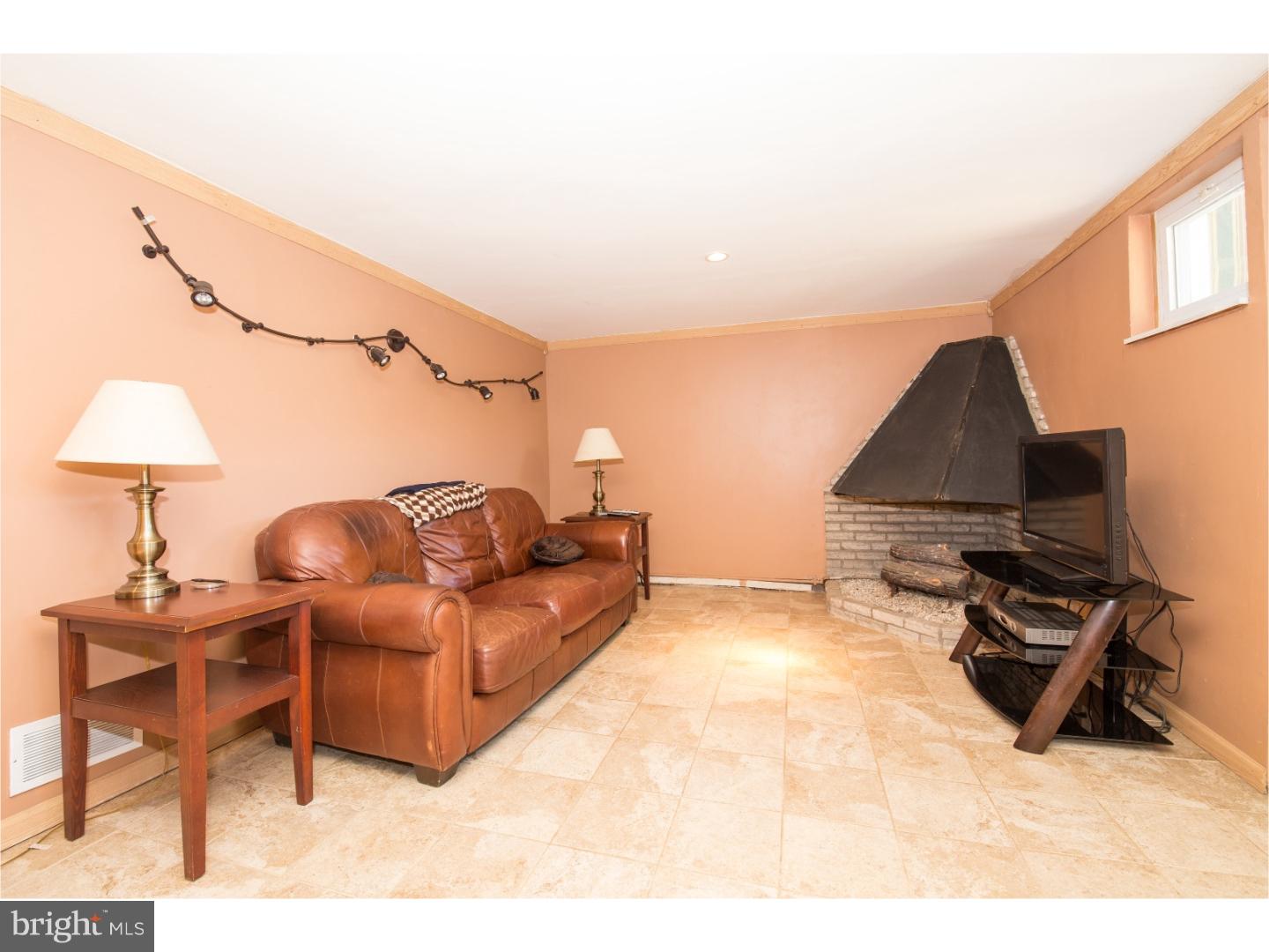 231 Parkview Road Philadelphia, PA 19154 - Photo 19 of 24