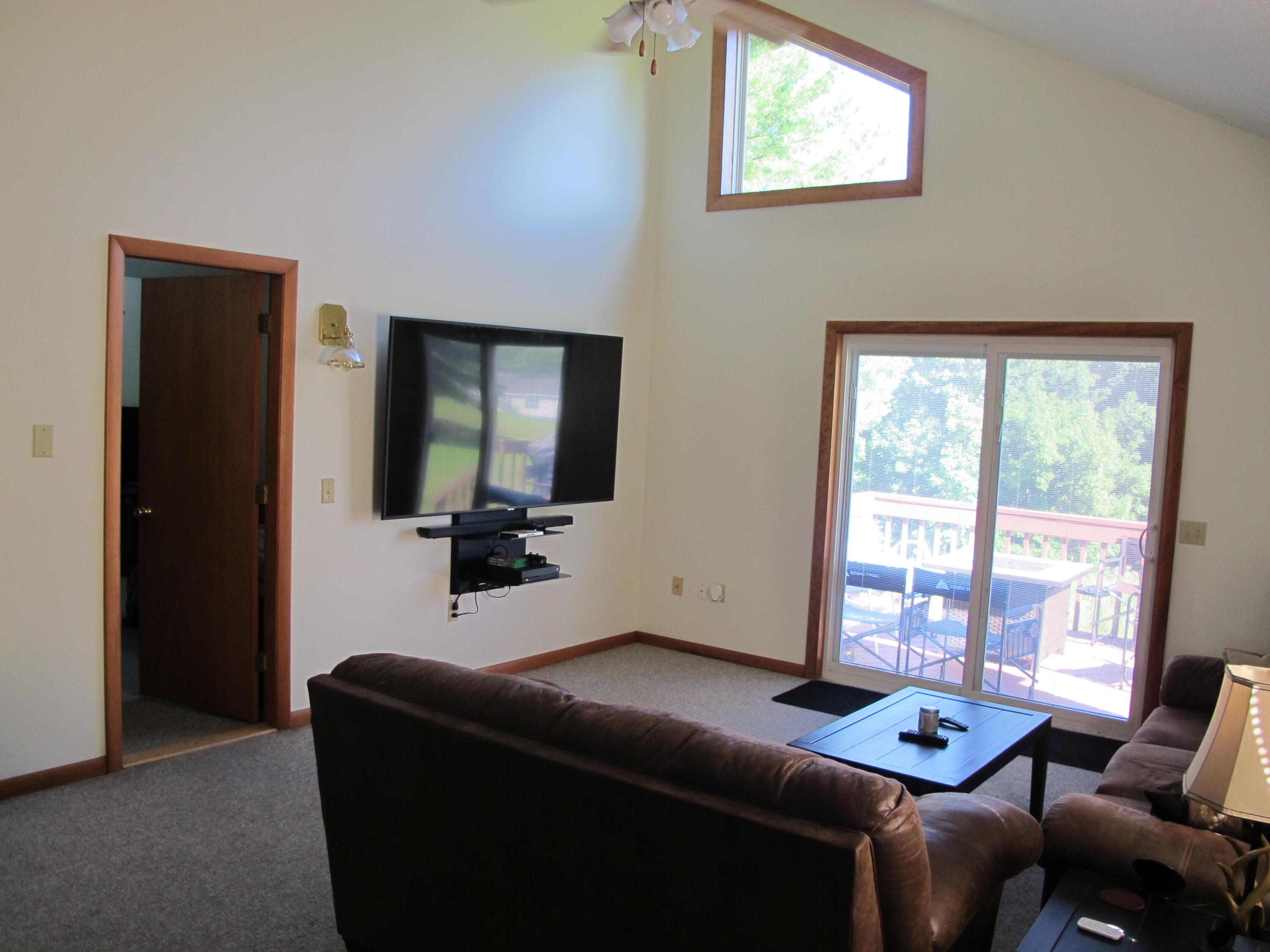 300 Garland Road Winslow, ME 04901 - Photo 7 of 28 Living Room MH