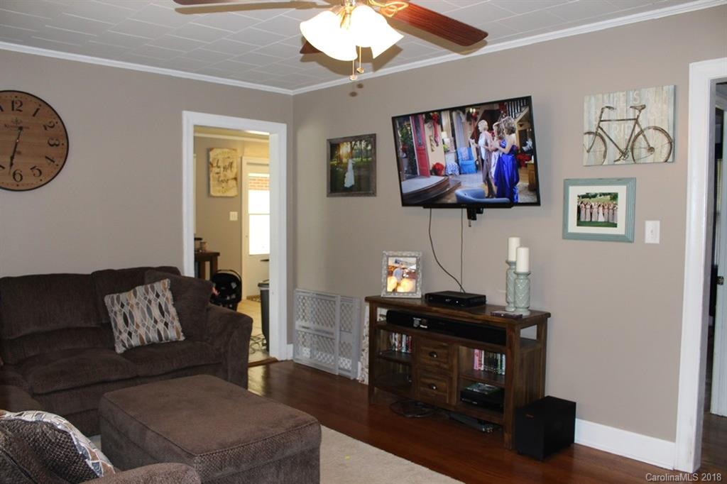 421 Old Park Road Maiden, NC 28650 - Photo 3 of 18 Gallery Image 3