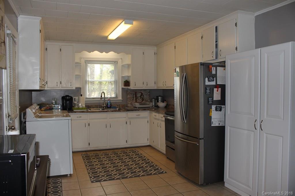 421 Old Park Road Maiden, NC 28650 - Photo 4 of 18 Gallery Image 4
