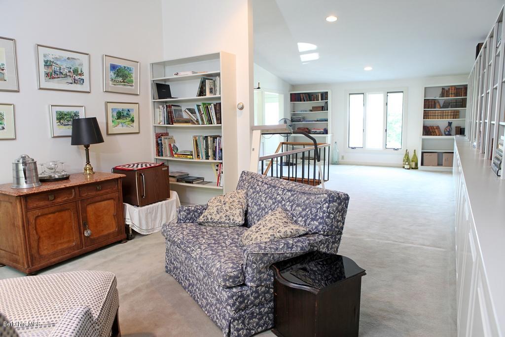 274 Hopper Road Williamstown, MA 01267 - Photo 40 of 66 Library