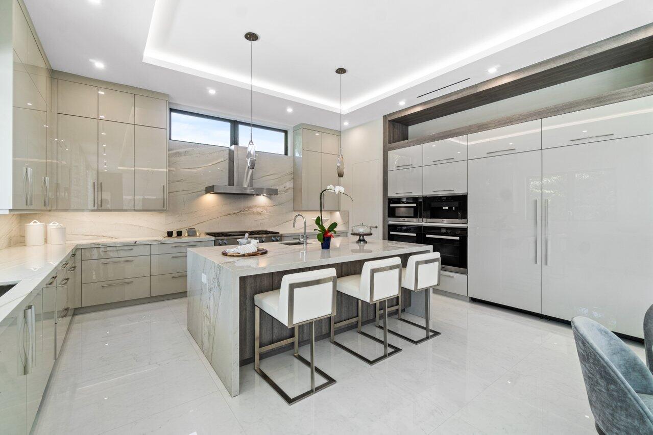 2391 Areca Palm Road Boca Raton, FL 33432 - Photo 16 of 28 Chef's kitchen