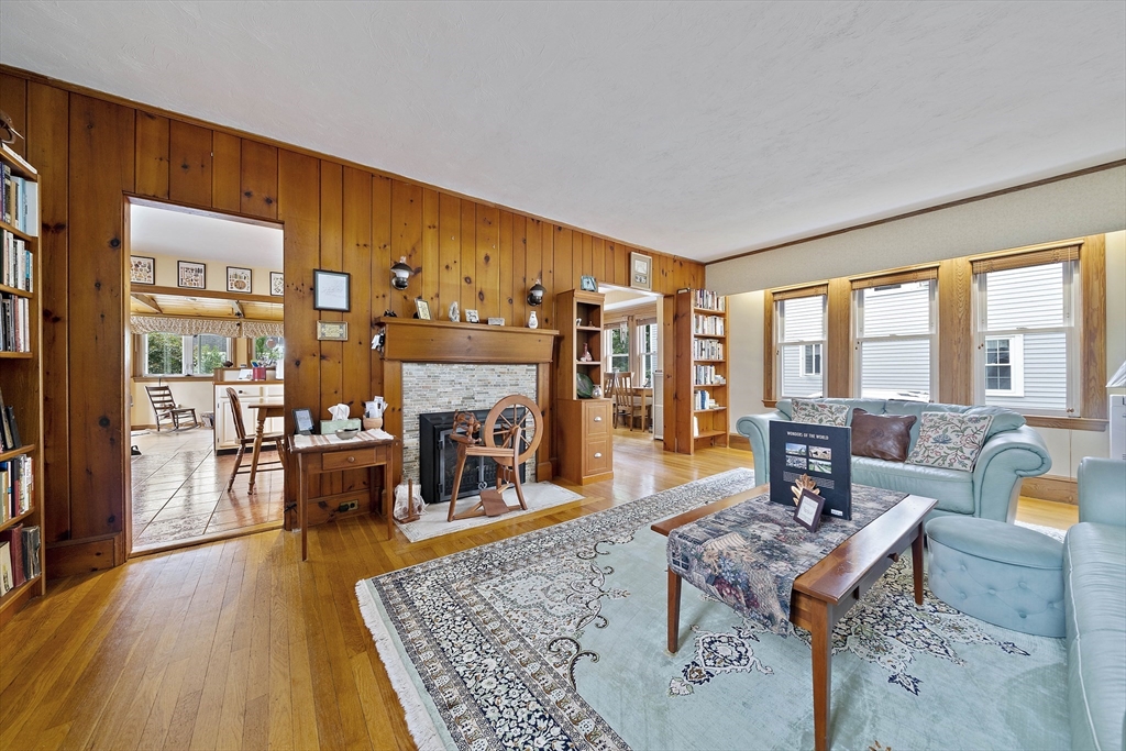 10 Waldron Road Braintree, MA 02184 - Photo 22 of 41