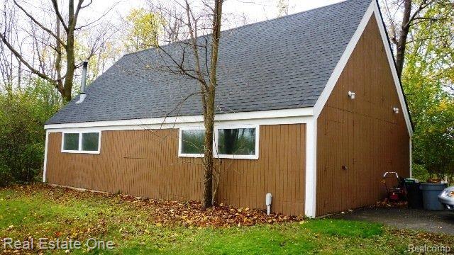 29203 Utley Road Farmington, MI 48334 - Photo 4 of 14 40 X 24 OUTBUILDING