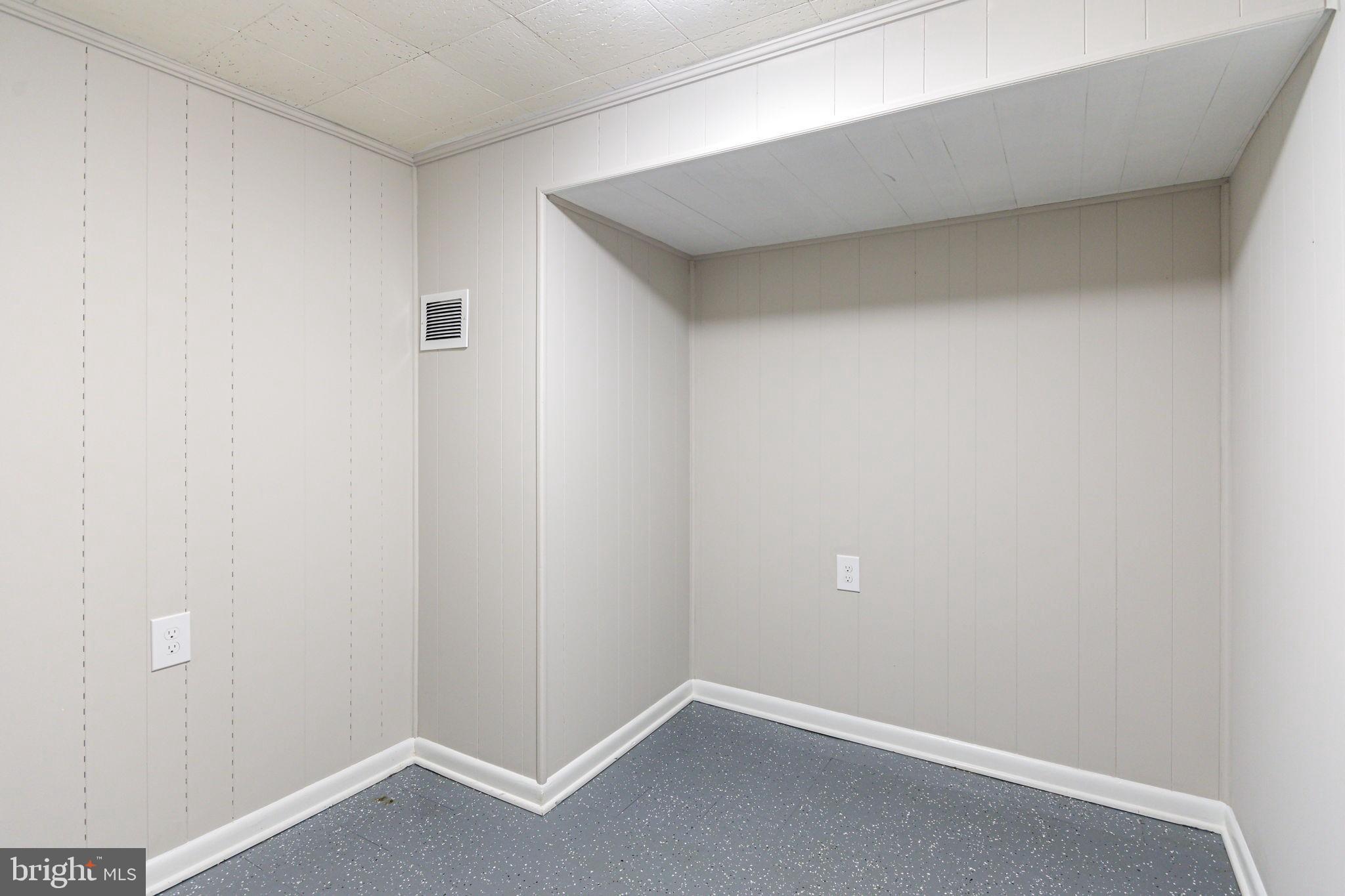 4402 Fenor Road Baltimore, MD 21227 - Photo 20 of 25 Bonus room downstairs
