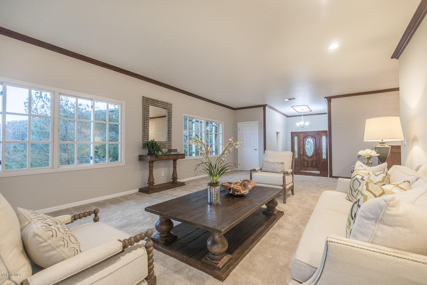 456 McKnight Road Thousand Oaks, CA 91320 - Photo 17 of 66 456 McKnight Rd Newbury Park-large-005-1