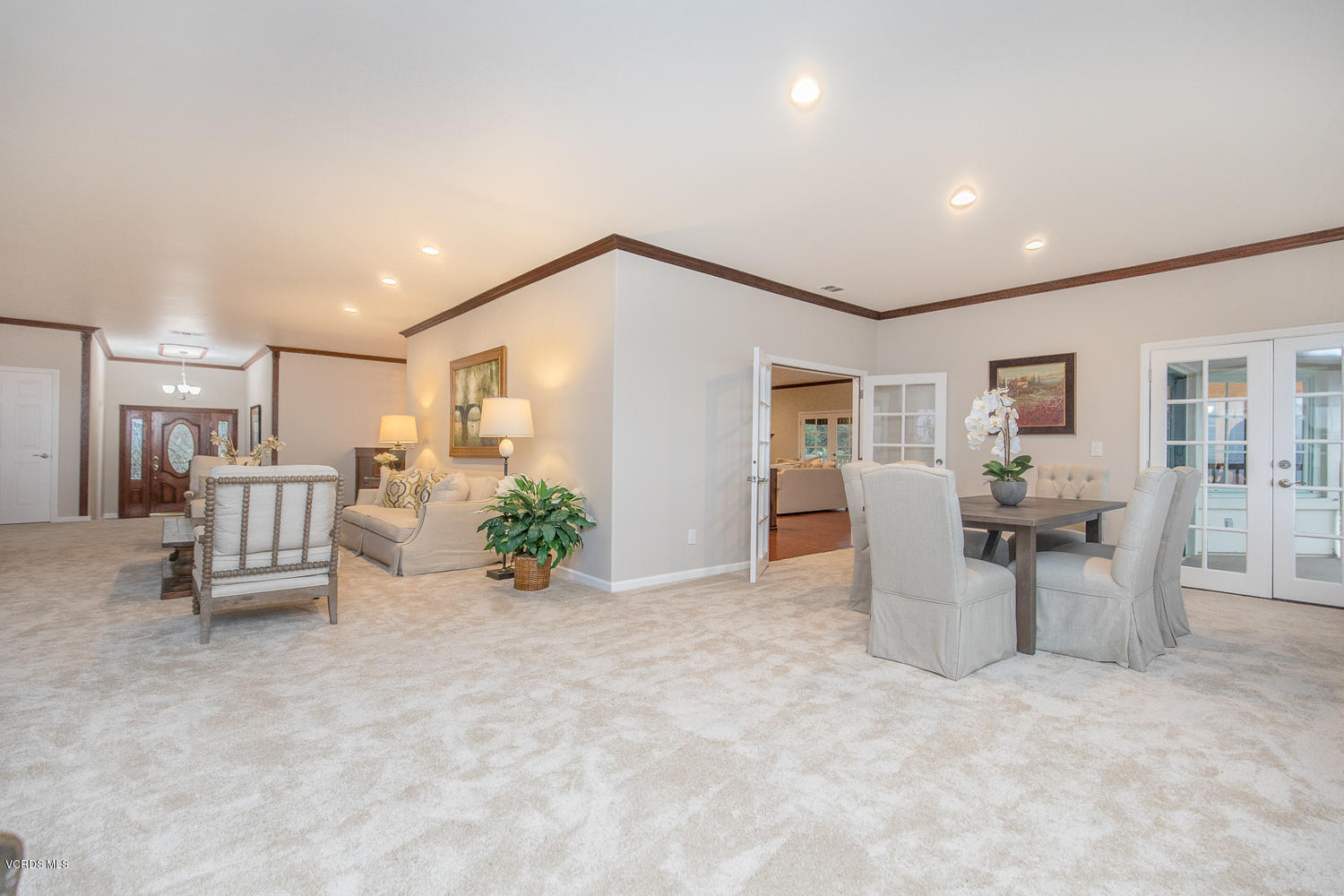 456 McKnight Road Thousand Oaks, CA 91320 - Photo 18 of 66 456 McKnight Rd Newbury Park-large-007-4