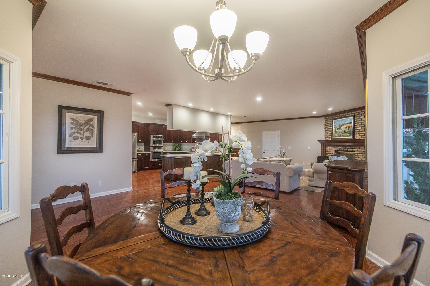 456 McKnight Road Thousand Oaks, CA 91320 - Photo 31 of 66 456 McKnight Rd Newbury Park-large-018-1