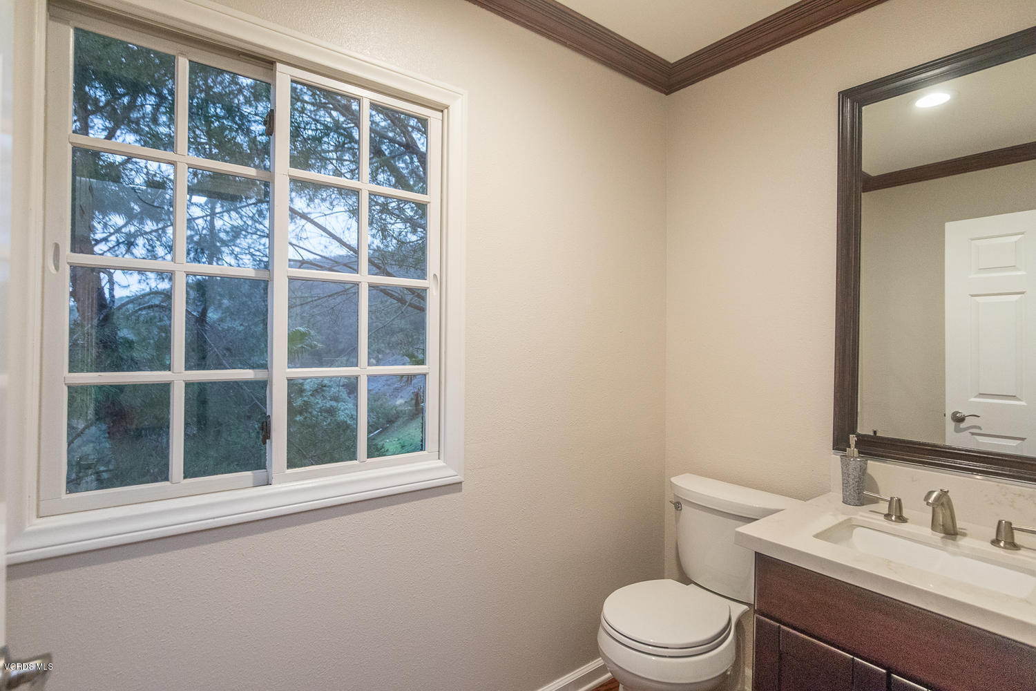 456 McKnight Road Thousand Oaks, CA 91320 - Photo 37 of 66 456 McKnight Rd
