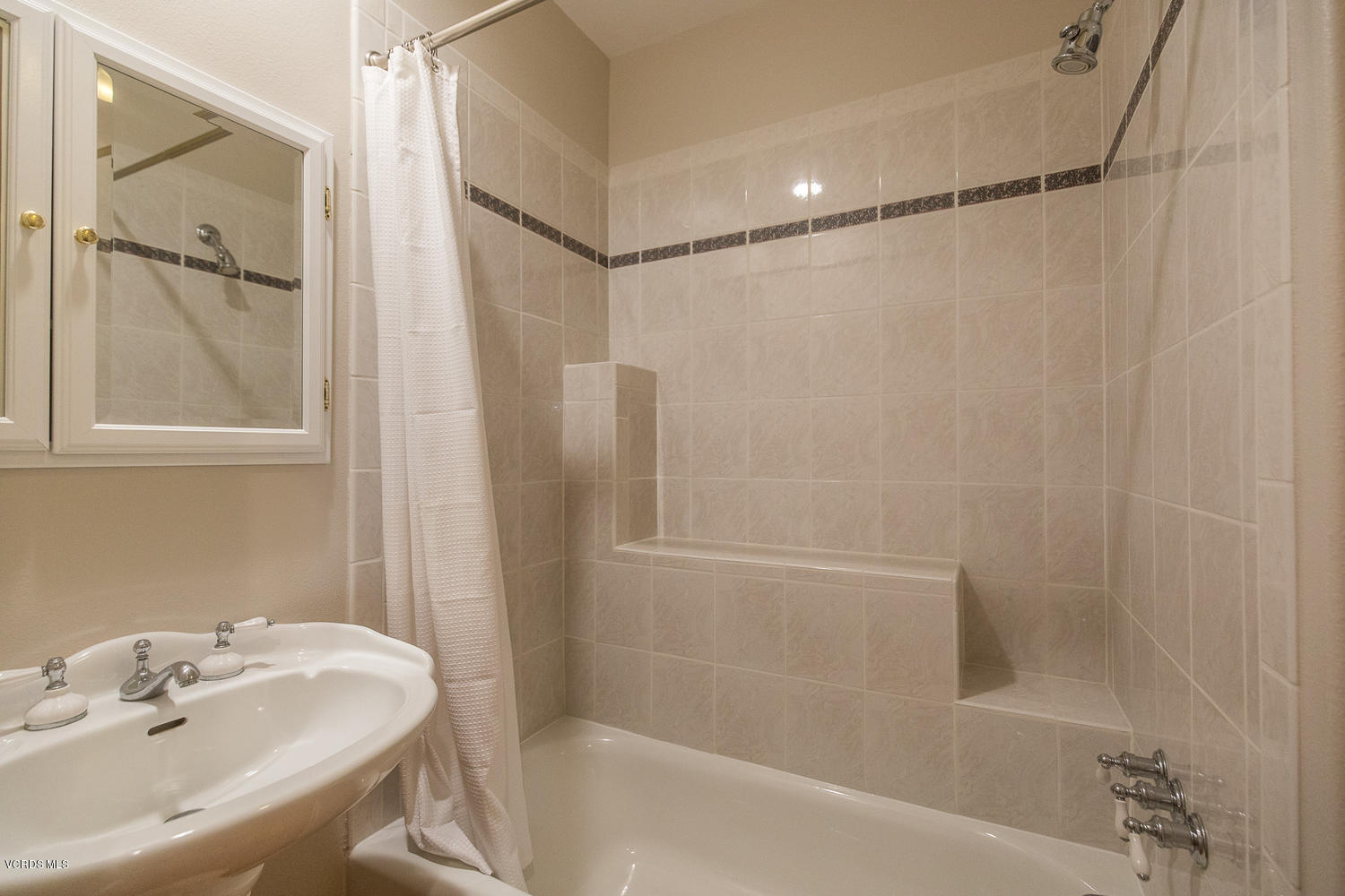 456 McKnight Road Thousand Oaks, CA 91320 - Photo 56 of 66 456 McKnight Rd Newbury Park-large-051-5