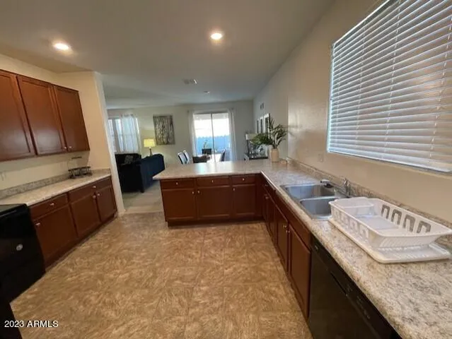 $2,500 | 40584 West Helen Court, Maricopa, AZ 85138