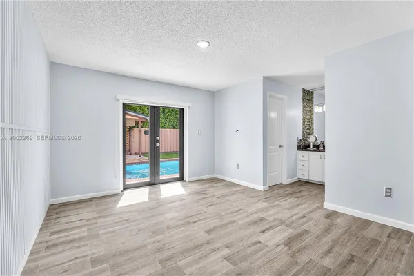 $880,000 | 10615 Southwest 129th Court, Miami, FL 33186