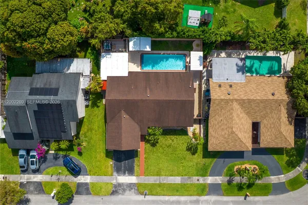 $880,000 | 10615 Southwest 129th Court, Miami, FL 33186