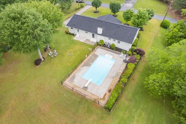 $425,000 | 256 Teresa Lane Southwest, Loganville, GA 30052