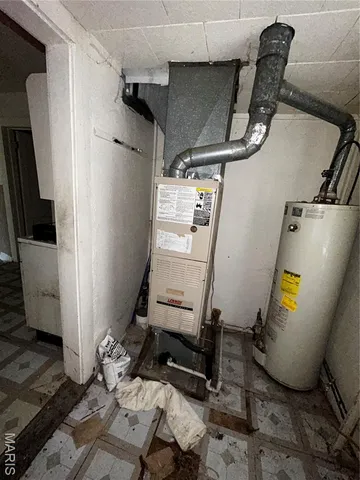 $30,000 | 111 West Middleton Street, Witt, IL 62094