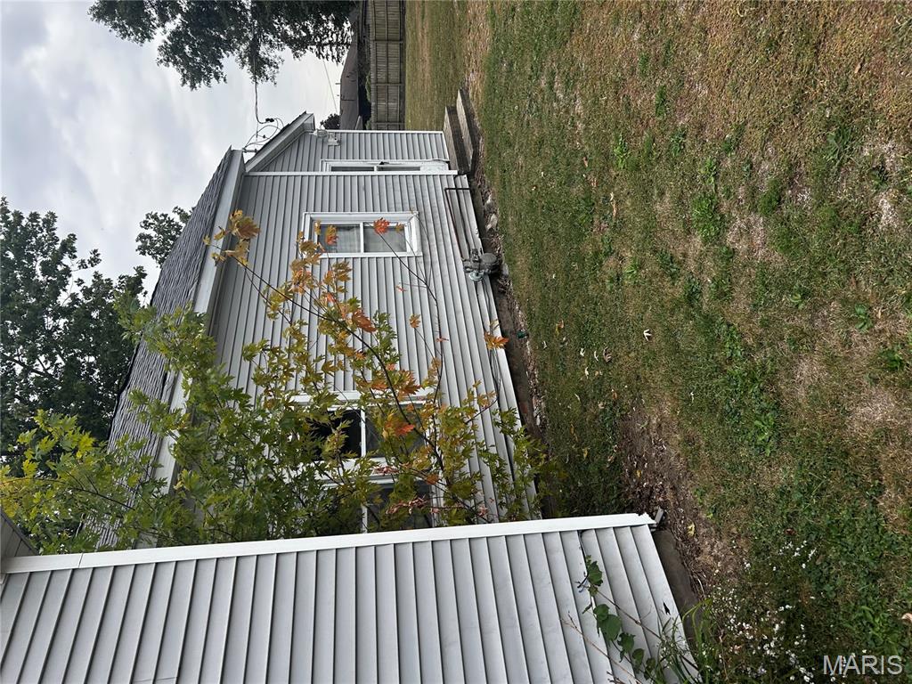 111 West Middleton Street Witt, IL 62094 - Photo 8 of 44