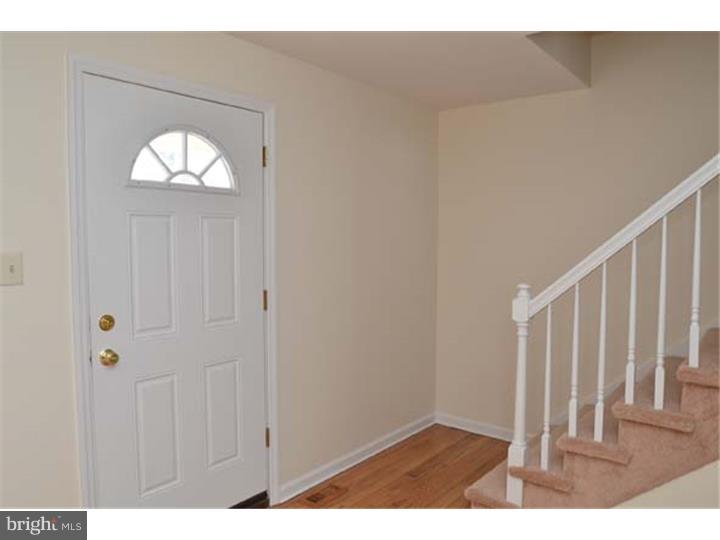 1500 Larkin Road Upper Chichester, PA 19061 - Photo 2 of 25 Foyer