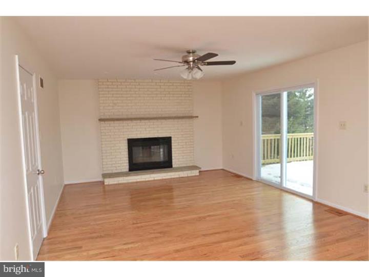 1500 Larkin Road Upper Chichester, PA 19061 - Photo 5 of 25 Family Room