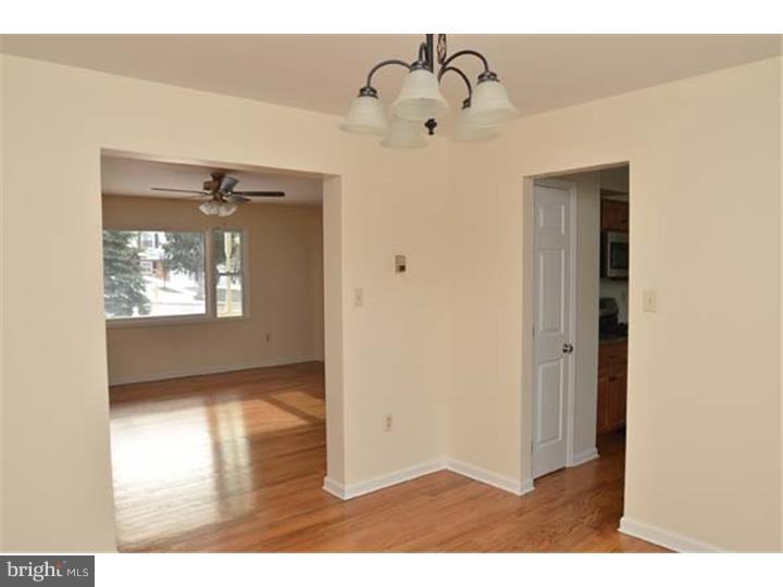 1500 Larkin Road Upper Chichester, PA 19061 - Photo 8 of 25 Dining Room