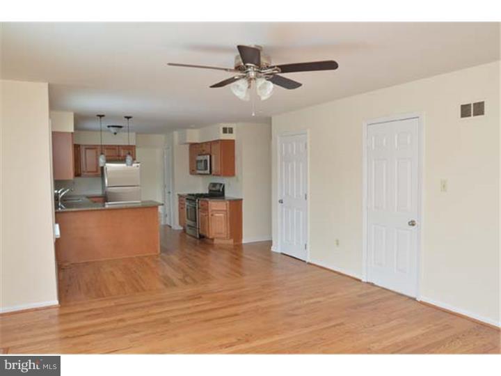 1500 Larkin Road Upper Chichester, PA 19061 - Photo 10 of 25 Kitchen