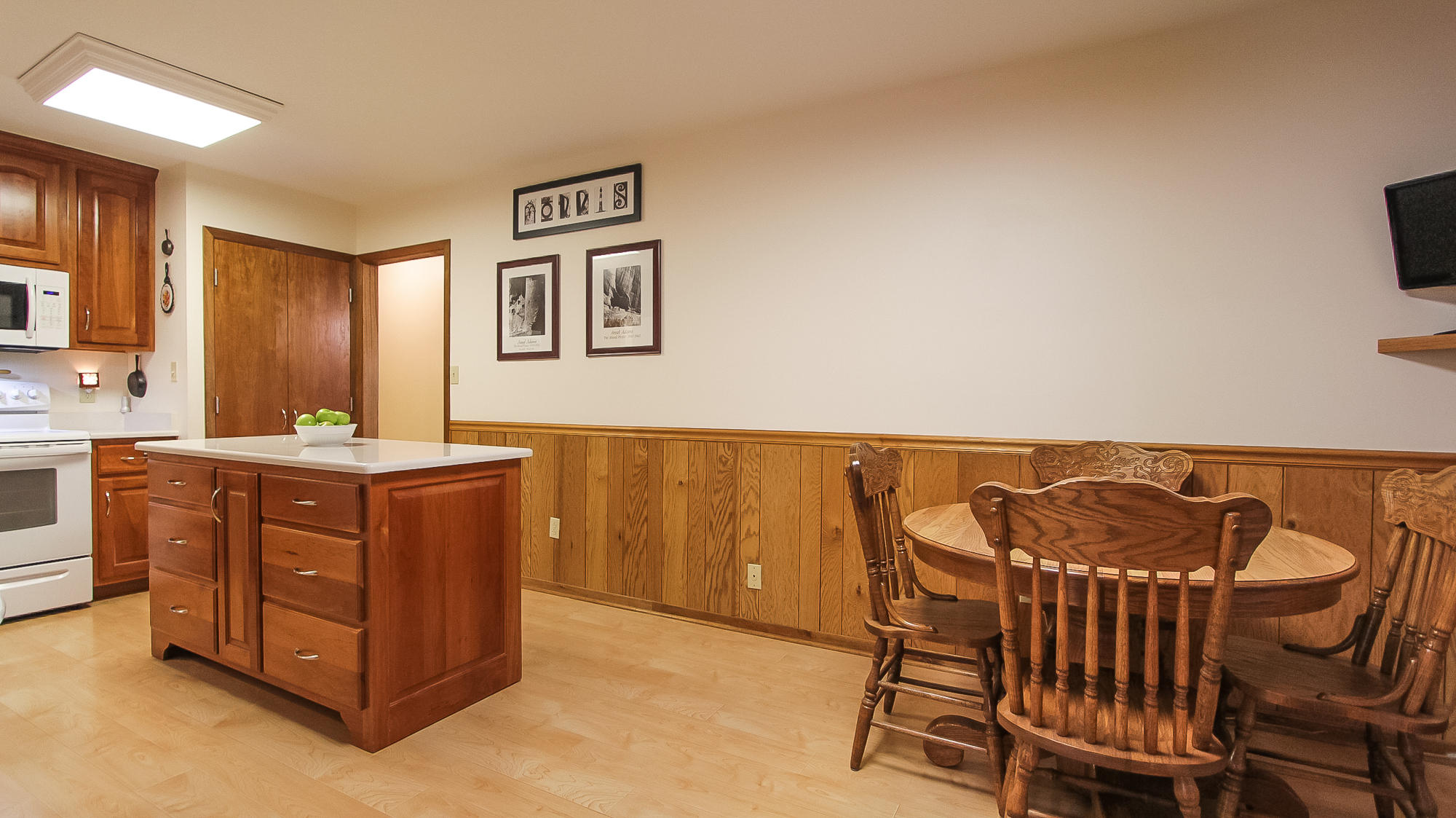 6845 Reddege Road Knoxville, TN 37918 - Photo 5 of 40 6845 Reddege Road, Knoxville, TN 37918 (