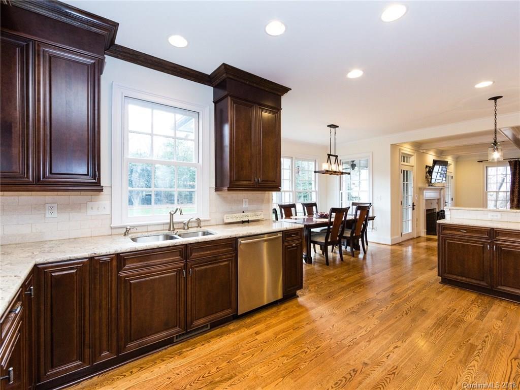 1132 Providence Road Charlotte, NC 28207 - Photo 11 of 36 Gallery Image 11