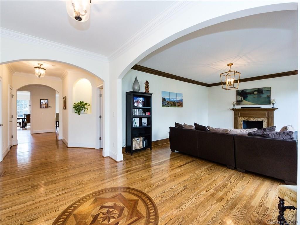 1132 Providence Road Charlotte, NC 28207 - Photo 4 of 36 Gallery Image 4