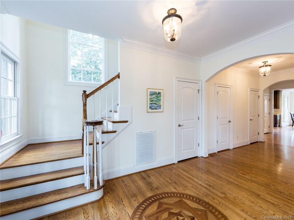 1132 Providence Road Charlotte, NC 28207 - Photo 5 of 36 Gallery Image 5