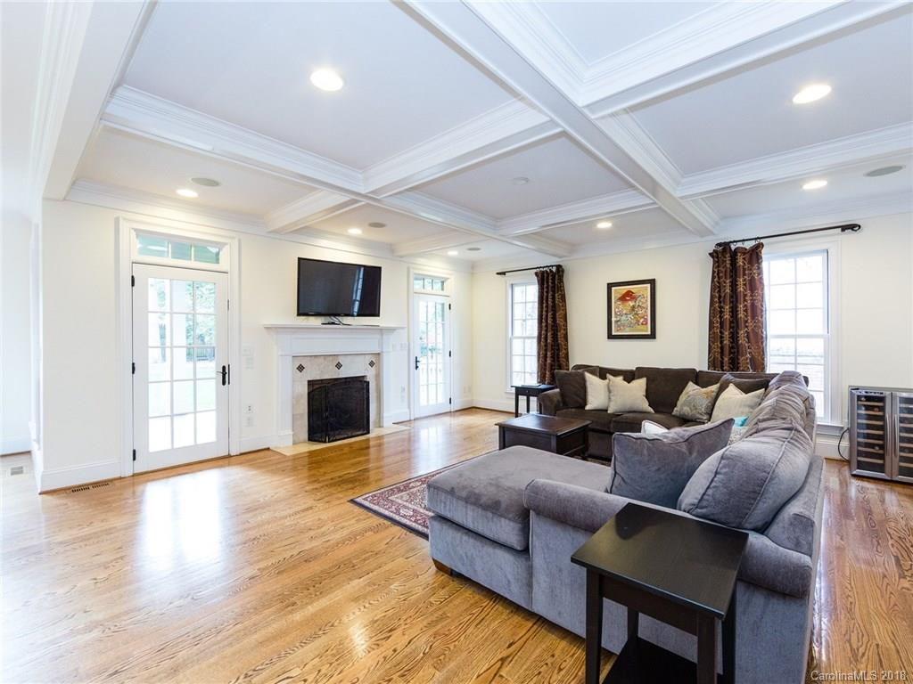 1132 Providence Road Charlotte, NC 28207 - Photo 9 of 36 Gallery Image 9