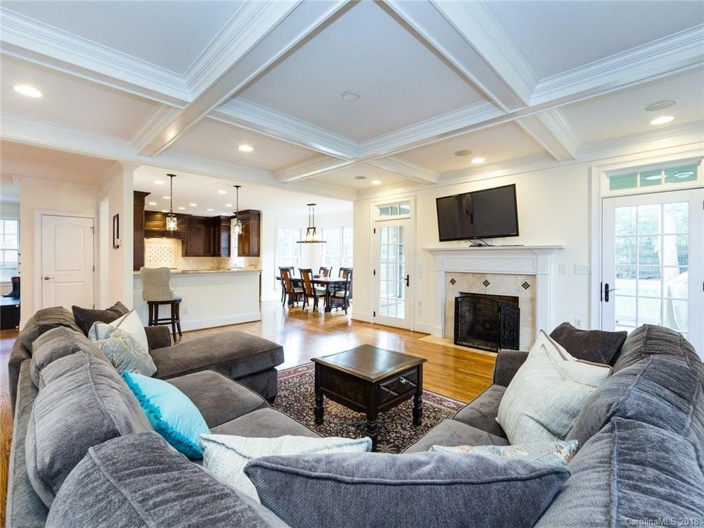 1132 Providence Road Charlotte, NC 28207 - Photo 10 of 36 Gallery Image 10