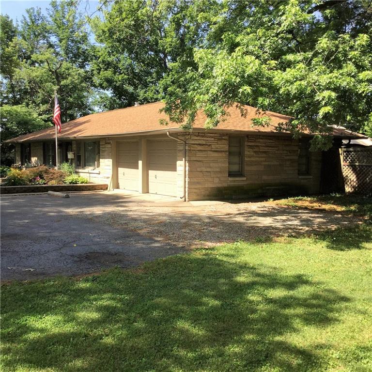 2602 North Marr Road Columbus, IN 47203 - Photo 3 of 48 Gallery Image 3
