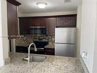 $1,100 | 1471 Northwest 22nd Court, Unit 2, Fort Lauderdale, FL 33311