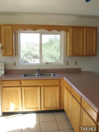 962 Calle Tamaulipas Rio Rico, AZ 85648 - Photo 3 of 9 Gallery Image 3