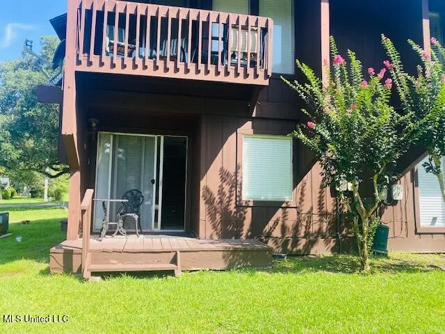 $925 | 106 Molokai, Unit A, Diamondhead, MS 39525