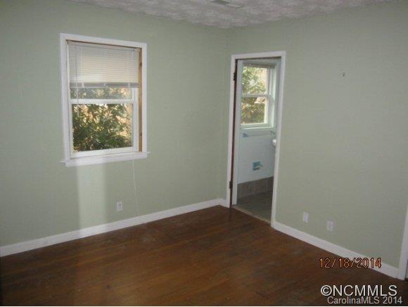 71 Lovers Loop Road Asheville, NC 28803 - Photo 14 of 19 Gallery Image 14