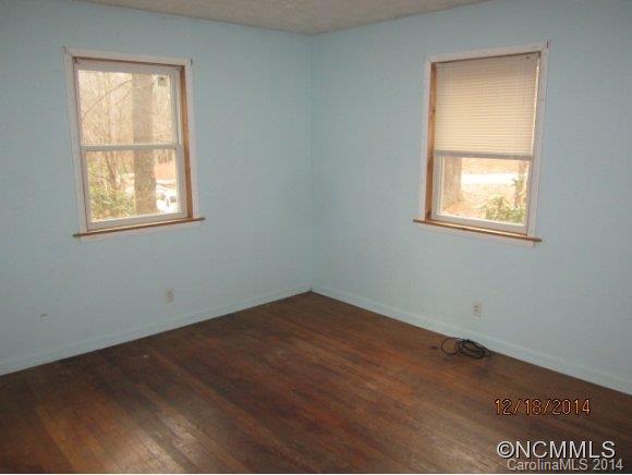 71 Lovers Loop Road Asheville, NC 28803 - Photo 15 of 19 Gallery Image 15