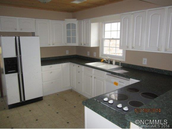 71 Lovers Loop Road Asheville, NC 28803 - Photo 10 of 19 Gallery Image 10